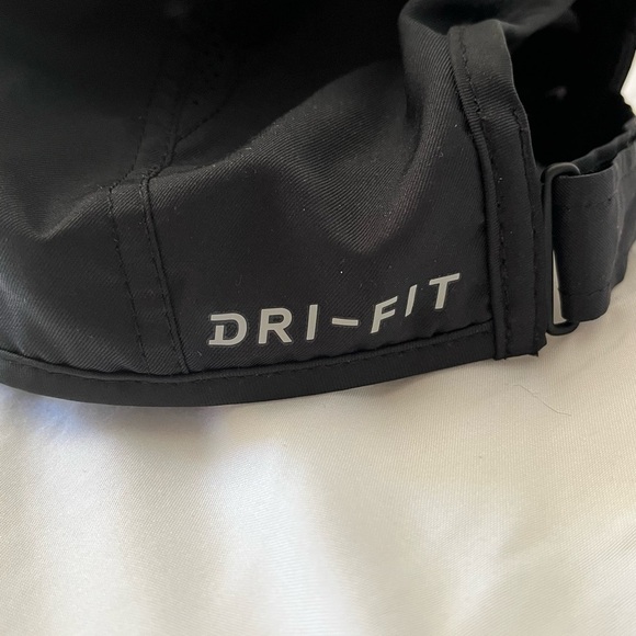 NIKE feather-fit Hat UNISEX - Picture 3 of 5